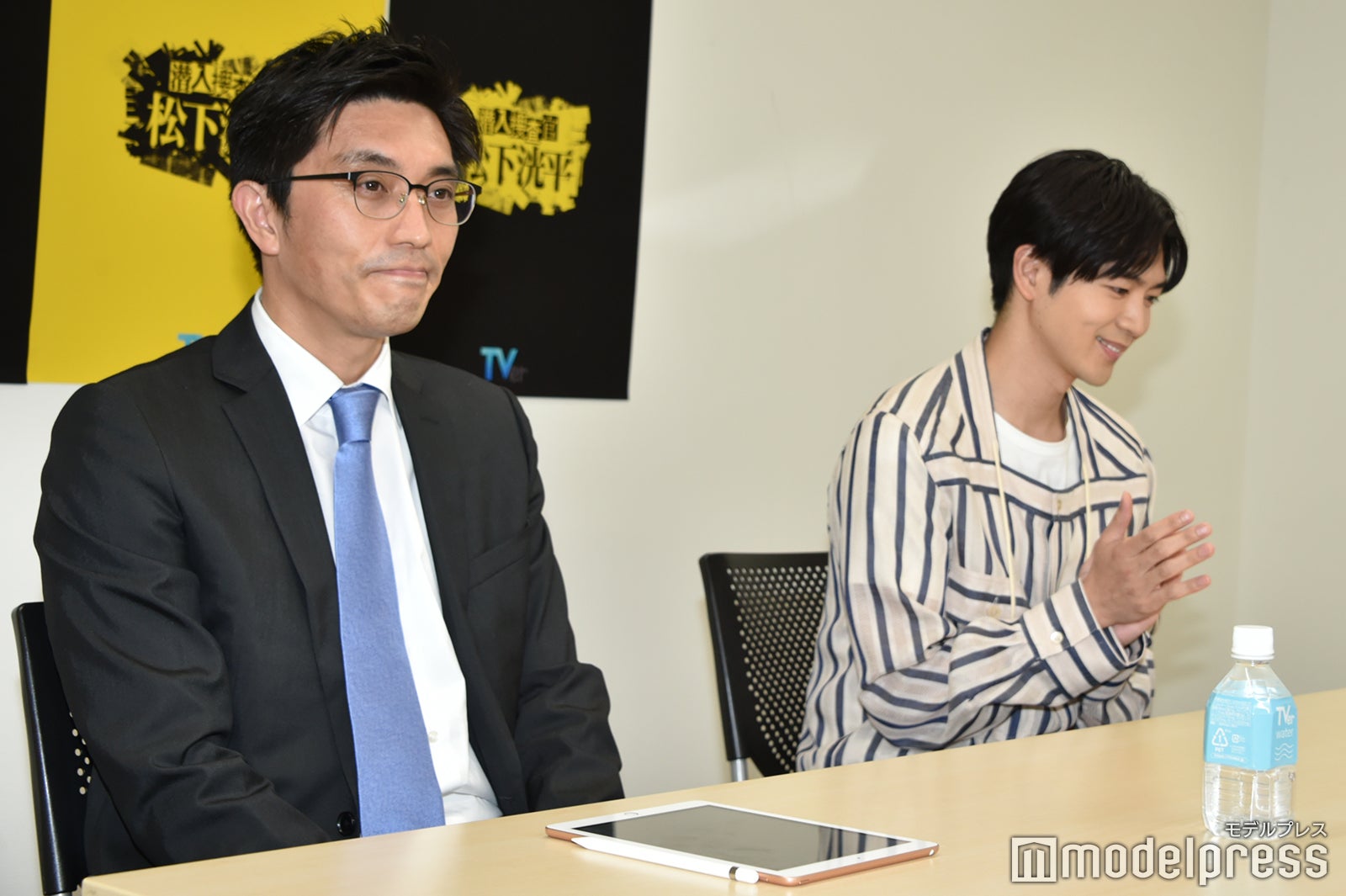 小原一隆プロデューサー、松下洸平（C）モデルプレス