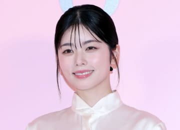 小芝風花 編み物が「完全にプロレベル」「既製品かと」自作のスーパーマリオバッグが「プロ顔負け」