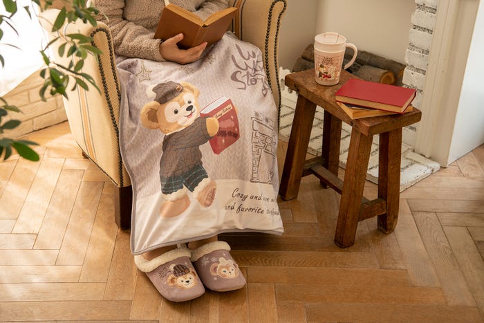 ブランケット5,400円※イメージ(C)Disney