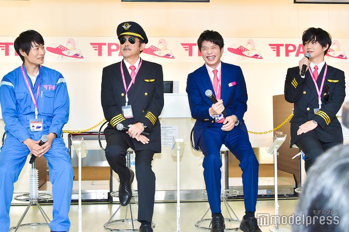 戸次重幸、吉田鋼太郎、田中圭、千葉雄大 (C)モデルプレス