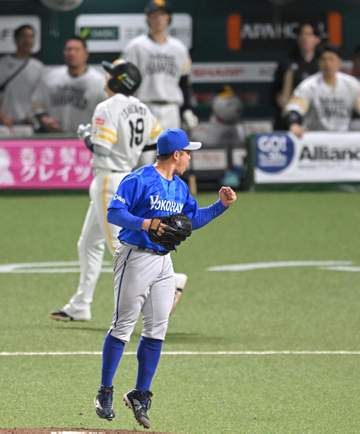 DeNA・東克樹とソフトバンク・山本祐大 かつてのバッテリーが日本Sで初対戦 ソフトバンクがまさかの7イニングで5度目の併殺