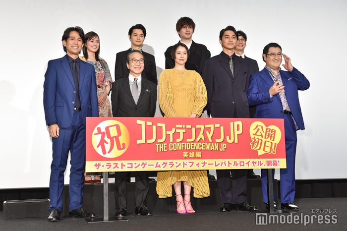 (前列左から)江口洋介、小日向文世、長澤まさみ、東出昌大、小手伸也(後列左から)生田絵梨花、瀬戸康史、城田優、田中亮監督(C)モデルプレス