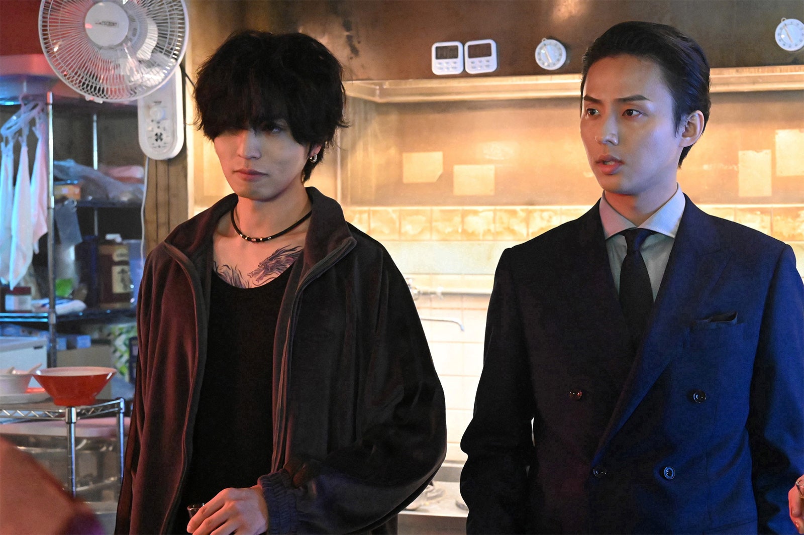 桐山漣、藤ヶ谷太輔「潜入兄妹 特殊詐欺特命捜査官」第9話（C）日本テレビ