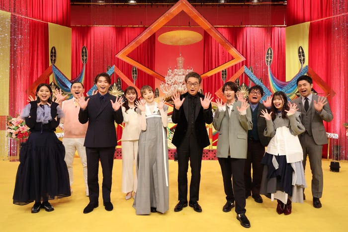 杉原千尋、春日俊彰、白洲迅、菊地亜美、高岡早紀、船越英一郎、向井康二、カンニング竹山、星乃夢奈、榎並大二郎(C)フジテレビ