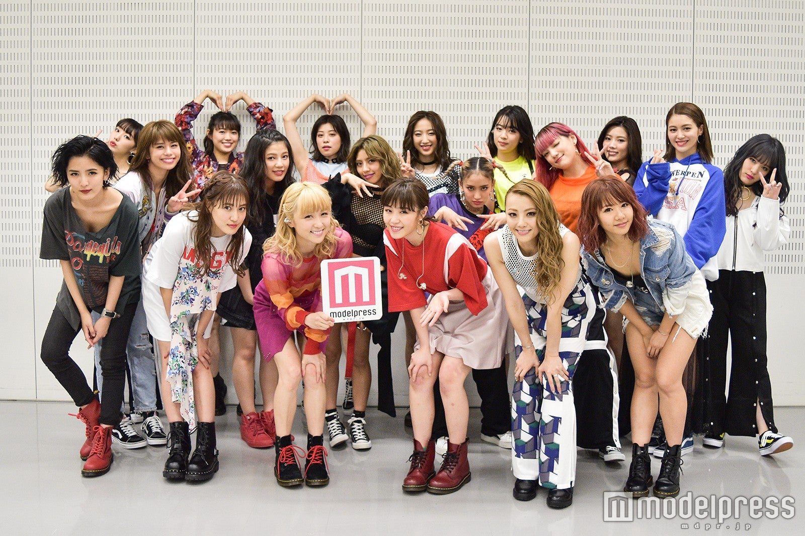 E Girls19人体制最後の Mステ でトレンド席巻 最高のパフォーマンスをありがとう これからもずっと大好き モデルプレス