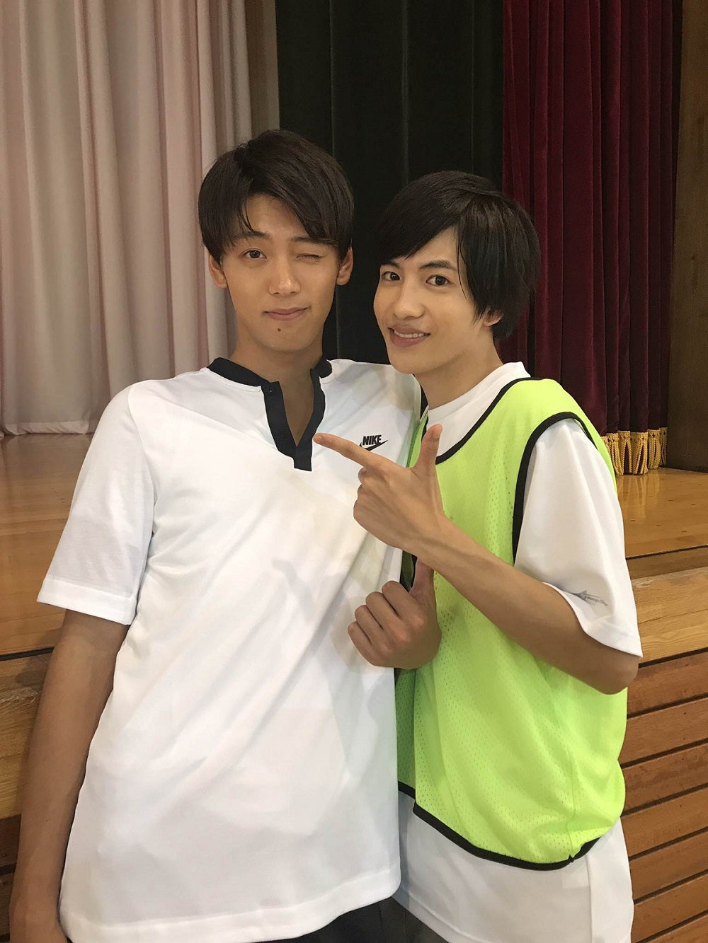 （左から）竹内涼真、志尊淳（C）2018「走れ！T校バスケット部」製作委員会