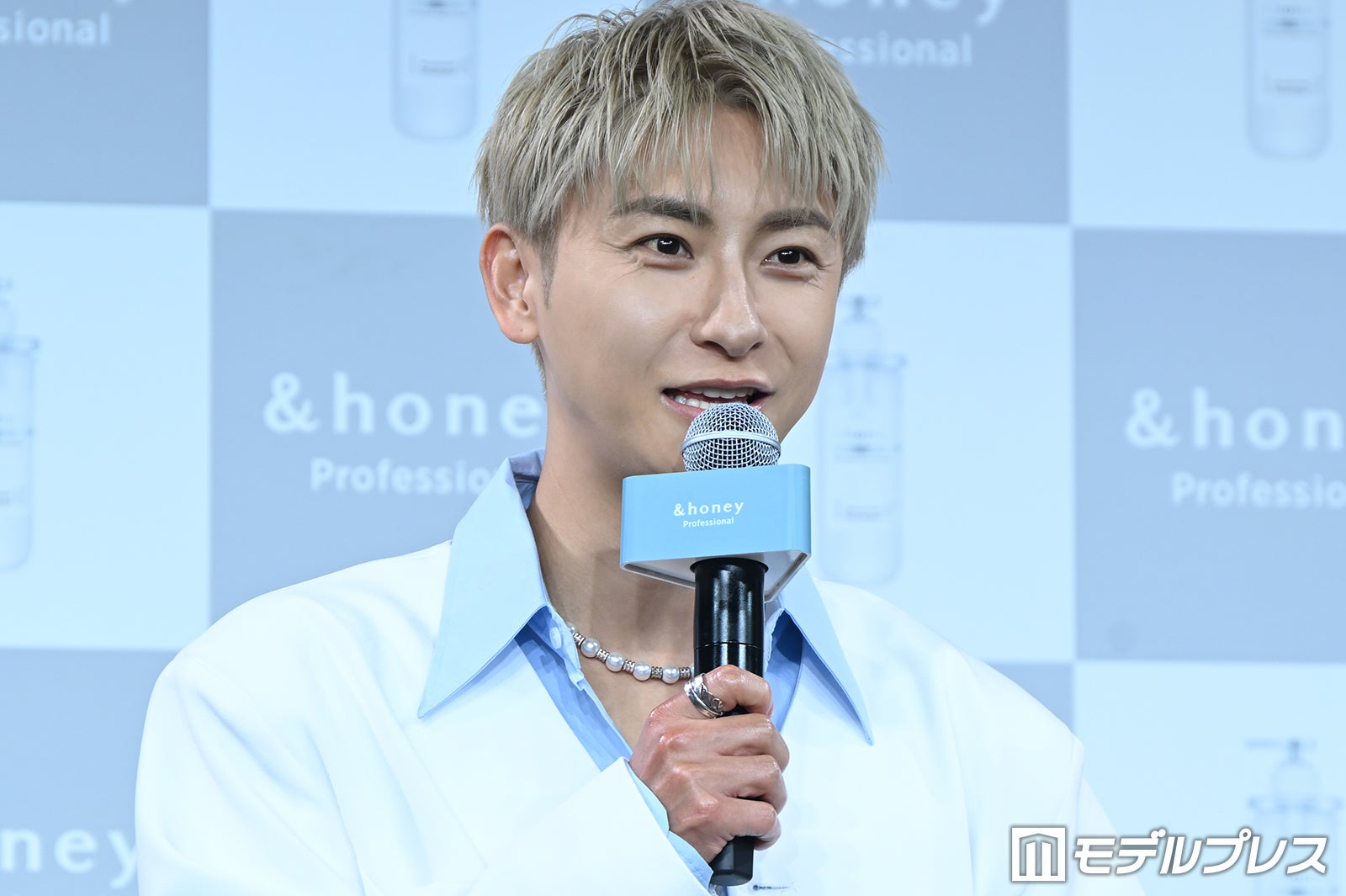 與真司郎（C）モデルプレス
