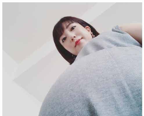 第1子妊娠の川田裕美アナ、大きなお腹披露「なかなかの迫力」