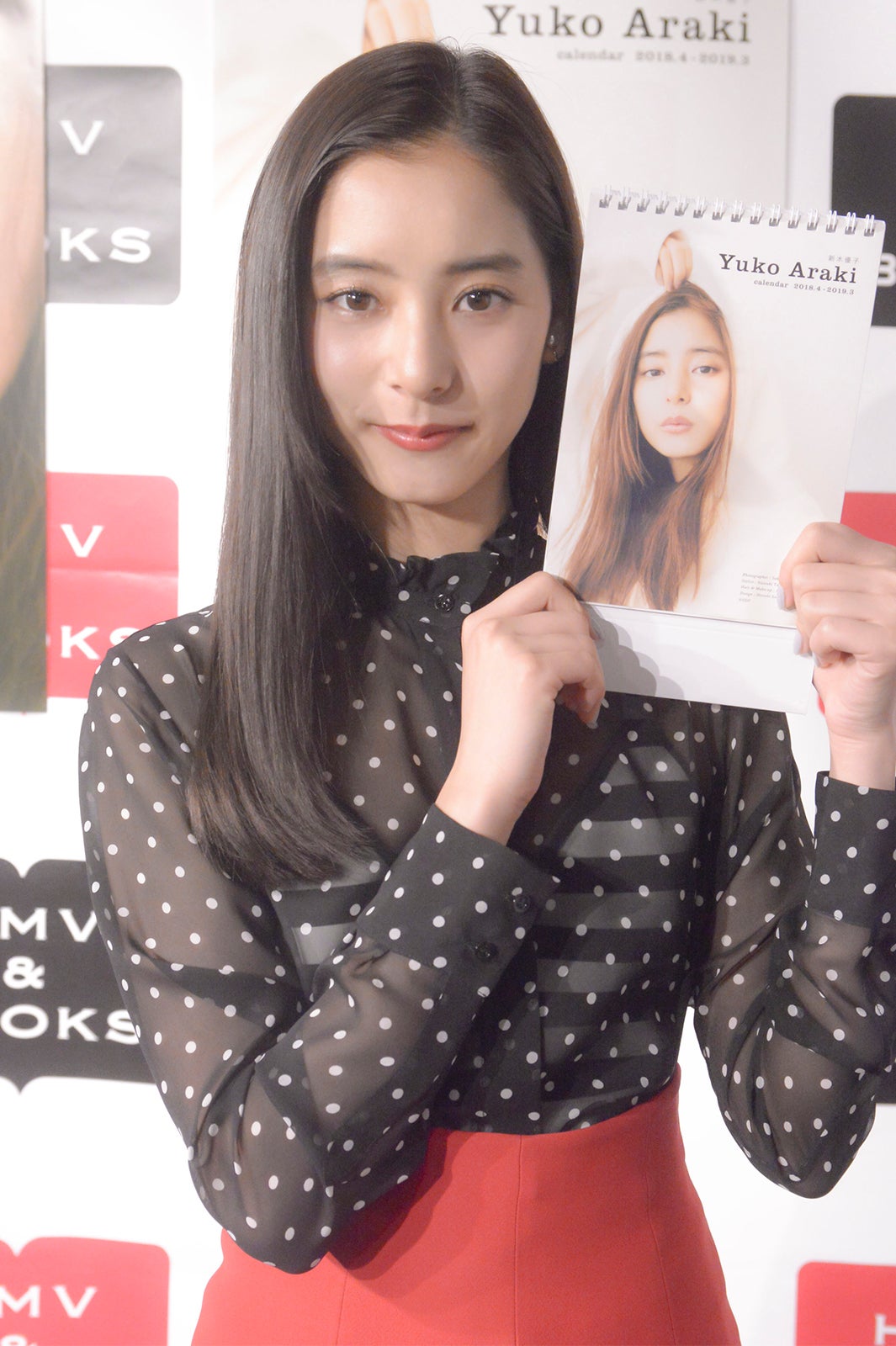 新木優子（C）SDP／衣装：Dior