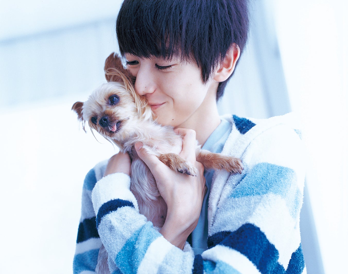 『本郷奏多カレンダー2020 -every morning with Kanata-』より（C）SDP