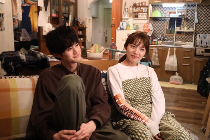 鈴鹿央士、川口春奈「silent」第4話より(C)フジテレビ