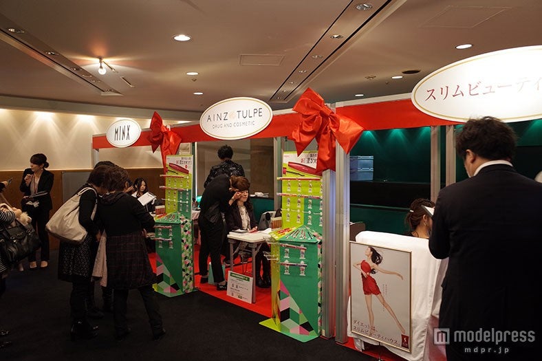 AINZ＆TULPEによるロレアルパリ新作コスメ体験