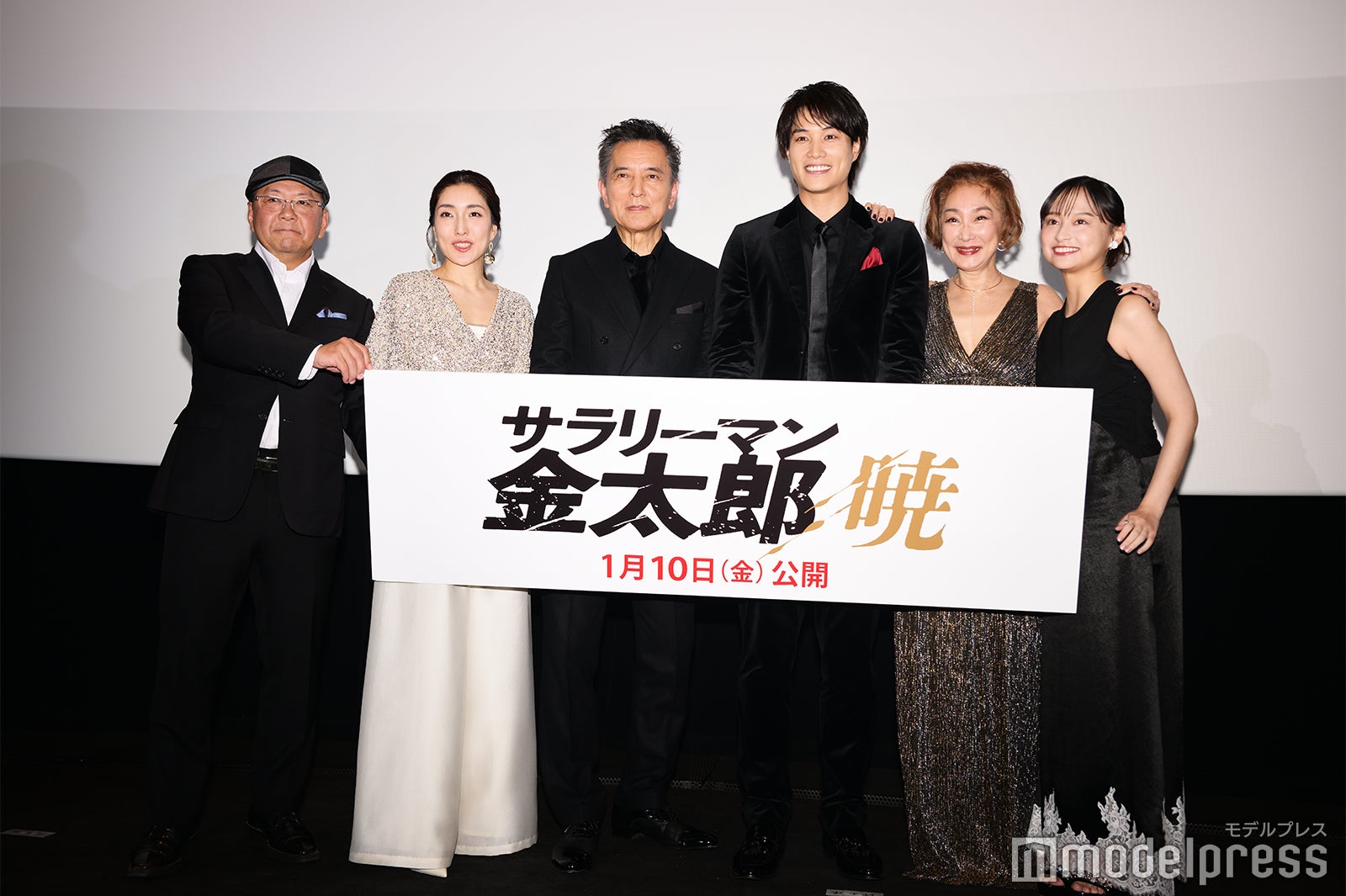 （左から）下山天監督、文音、榎木孝明、鈴木伸之、浅野温子、影山優佳（C）モデルプレス