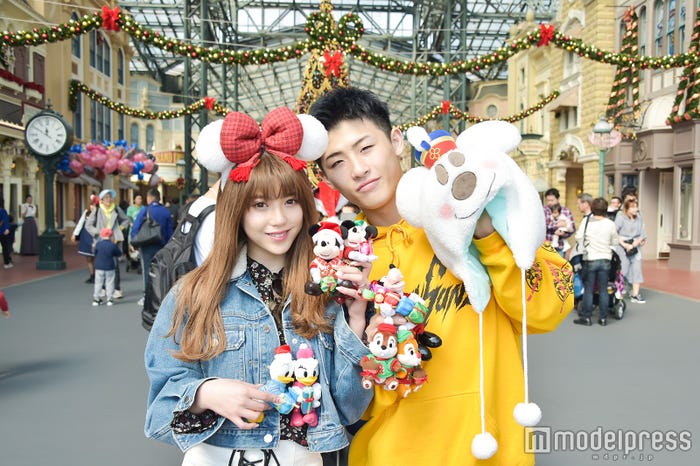 グッズも登場/モデル:ちゃんえな(中野恵那)&平本蓮(C)モデルプレス(C)Disney