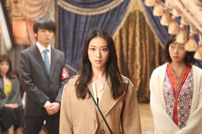 「貴族探偵」第1話より(画像提供:フジテレビ)