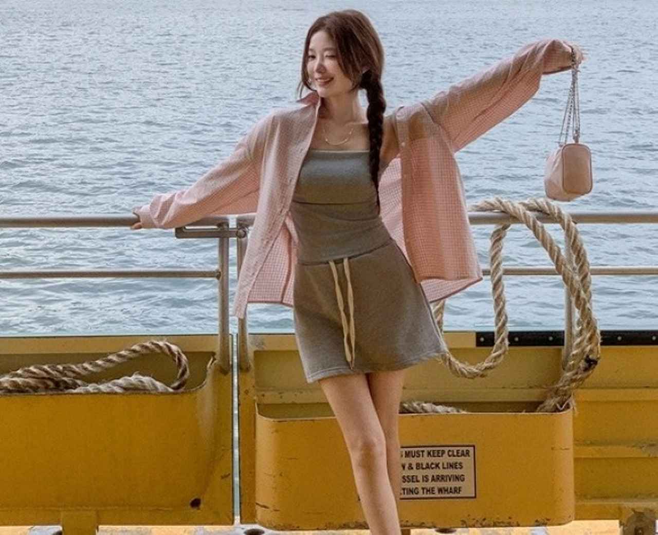 軽やかに羽織れる一枚が欲しい！ 春夏のルーズシャツコーデ５選