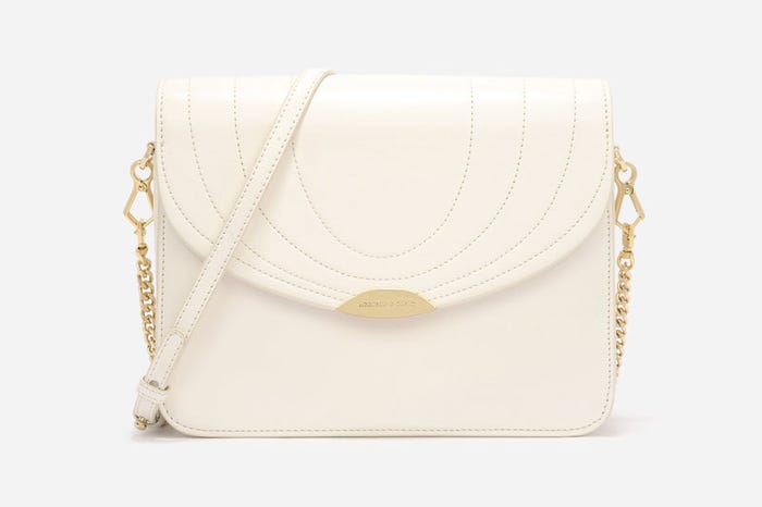 カジュアルクロスボディバッグ「CHARLES & KEITH」5,346円(税込)/画像提供:CHARLES & KEITH OFFICIAL ONLINE STORE