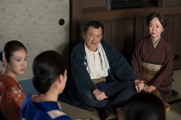今田美桜、河合優実、吉田鋼太郎、浅田美代子「あんぱん」第44話(C)NHK