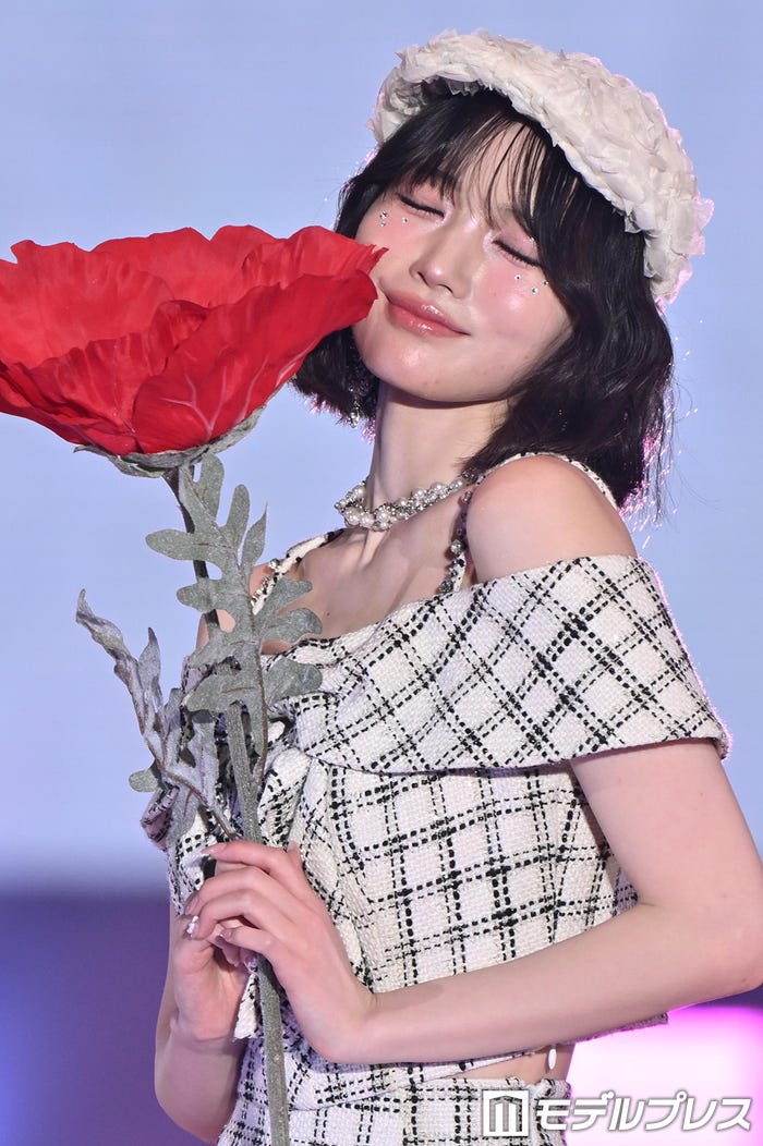 真鍋凪咲(C)モデルプレス