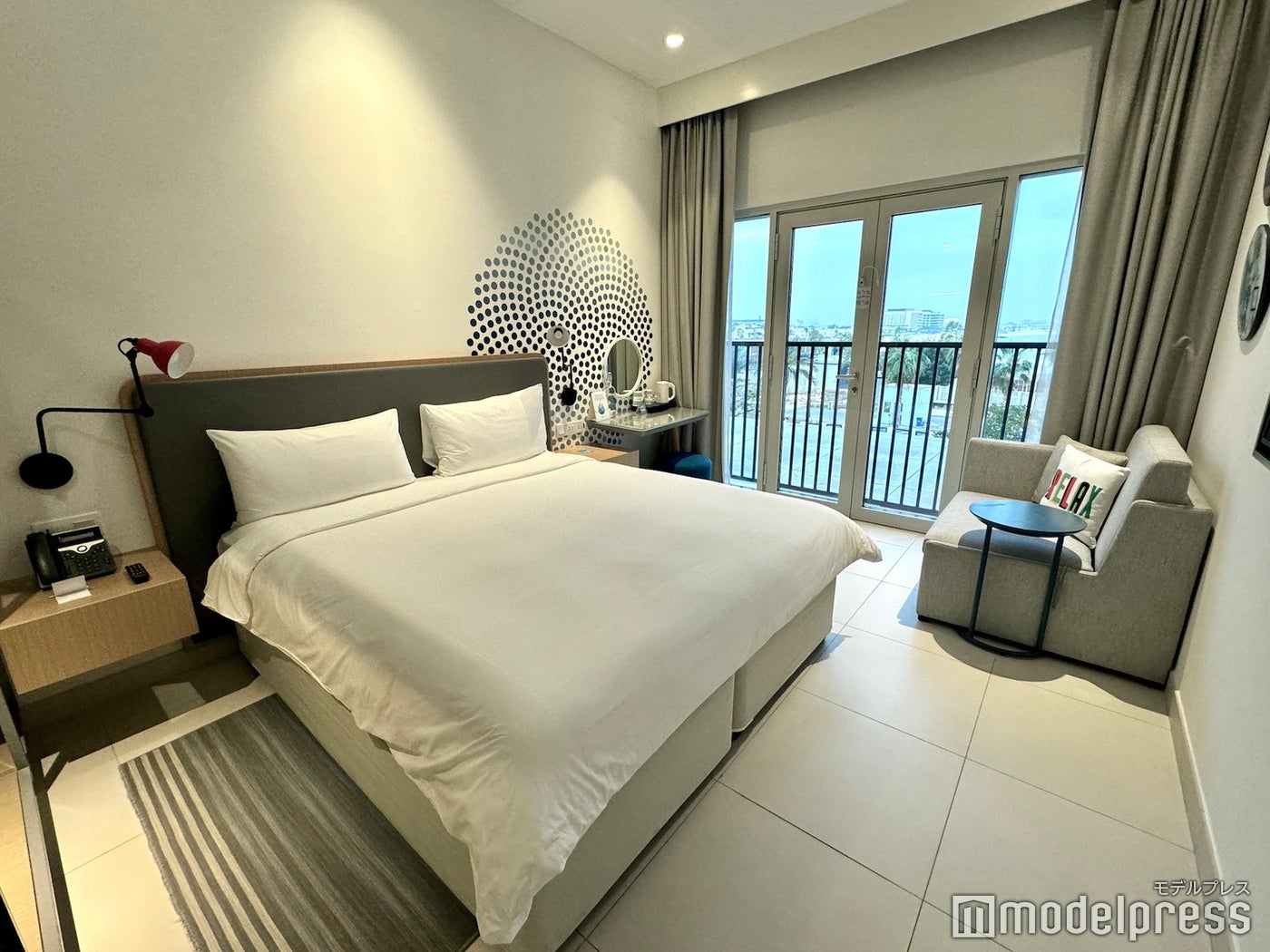 ローブ ラ メール ビーチ(C)モデルプレス