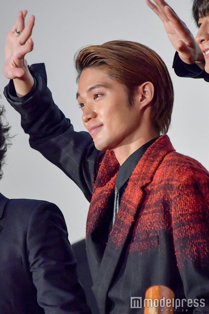 磯村勇斗(茶髪)/映画「覆面系ノイズ」初日舞台挨拶より:2017年11月撮影 (C)モデルプレス