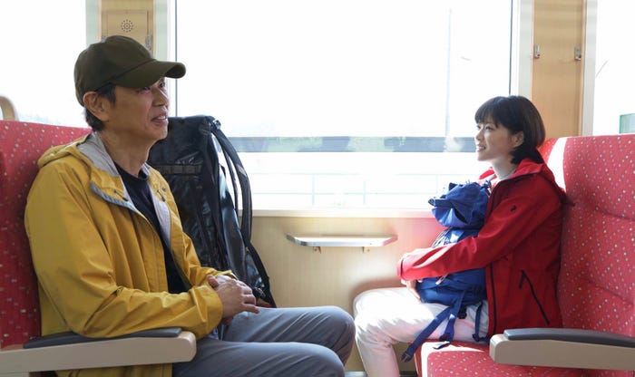 時任三郎・上野樹里/「監察医 朝顔」第1話より(C)フジテレビ