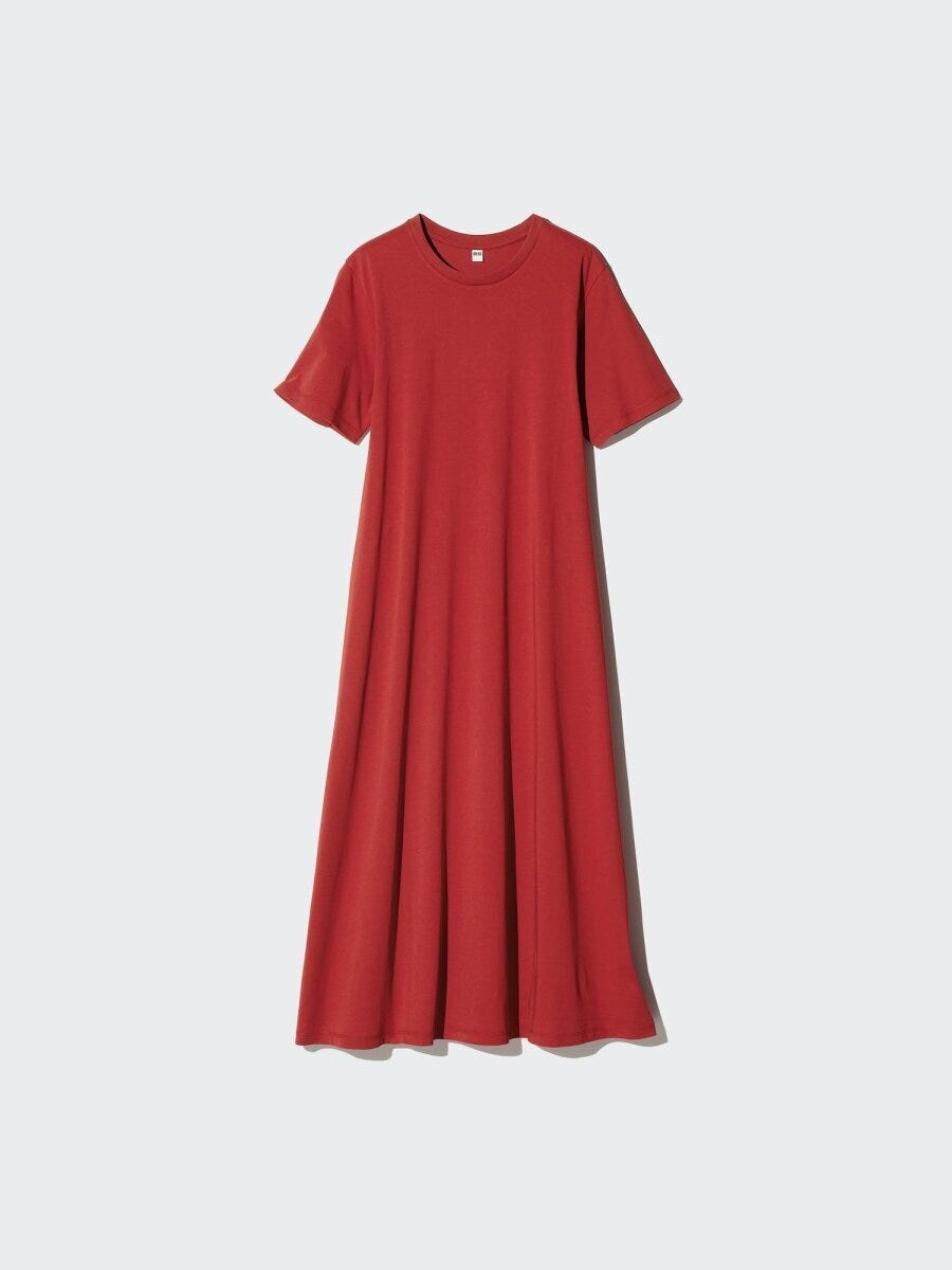 赤色のエアリズムコットン素材ロングTシャツワンピース