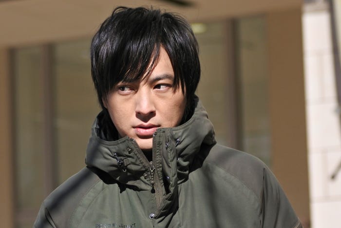 塚本高史/「ホリデイラブ」第3話より(C)テレビ朝日