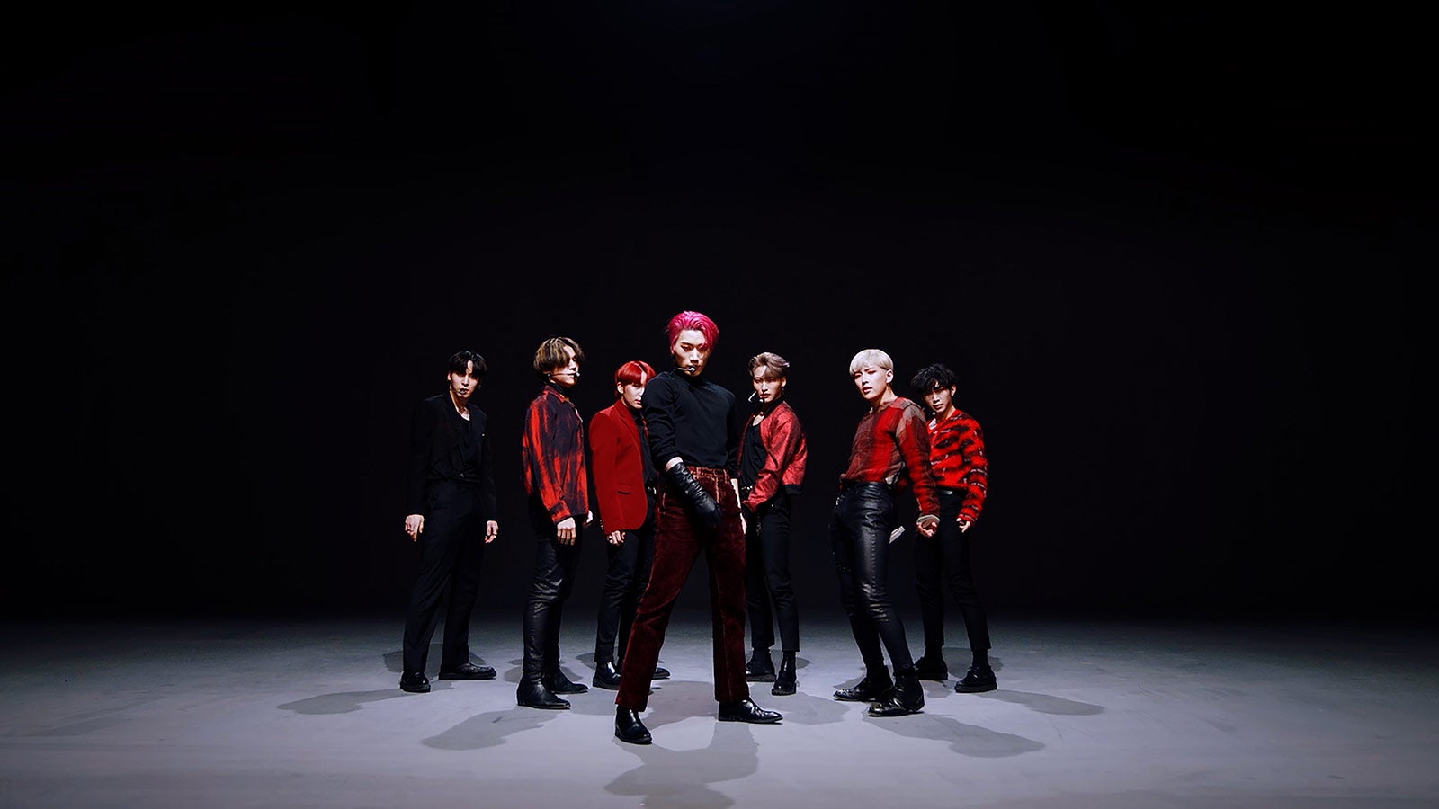 ATEEZ、初TGCで「INCEPTION」日本語Ver.披露　EXITがピンク髪に驚く「兼近の上位互換」＜TGC2021 S／S＞