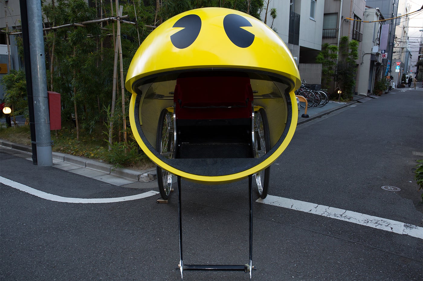 パックマン人力車／PAC-MAN TM＆（C）BANDAI NAMCO Entertainment Inc．