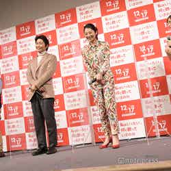 （左から）小山春朋、安田顕、小池栄子、岡田結実（C）モデルプレス