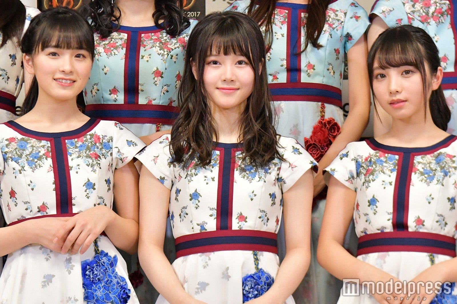 大園桃子、伊藤理々杏、与田祐希（C）モデルプレス