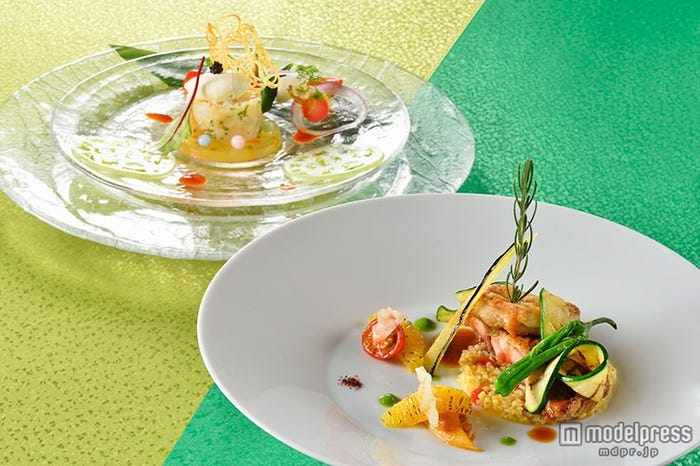 「ベッラヴィスタ・ラウンジ」ディナーコース¥10290(C)Disney