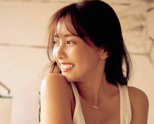 佐野ひなこ、くびれ&美谷間あらわなSEXYショットに絶賛の声「見惚れる」「憧れボディ」