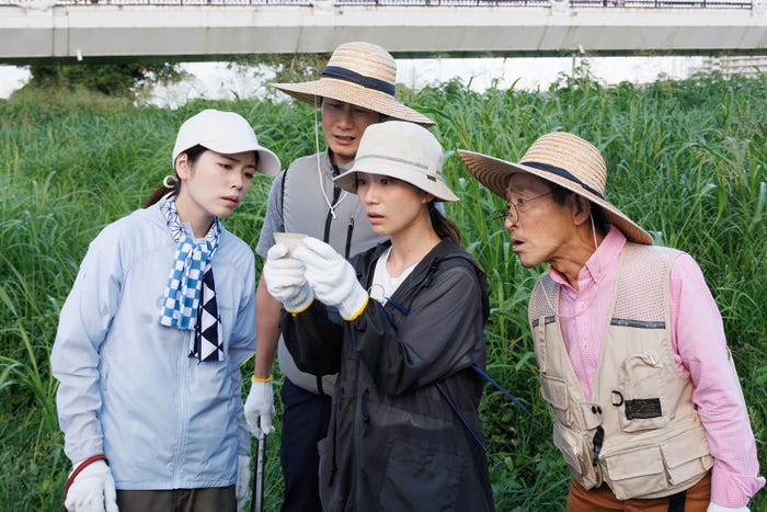 小芝風花、戸次重幸、大島優子、半海一晃「GO HOME~警視庁身元不明人相談室~」第7話より(C)日本テレビ