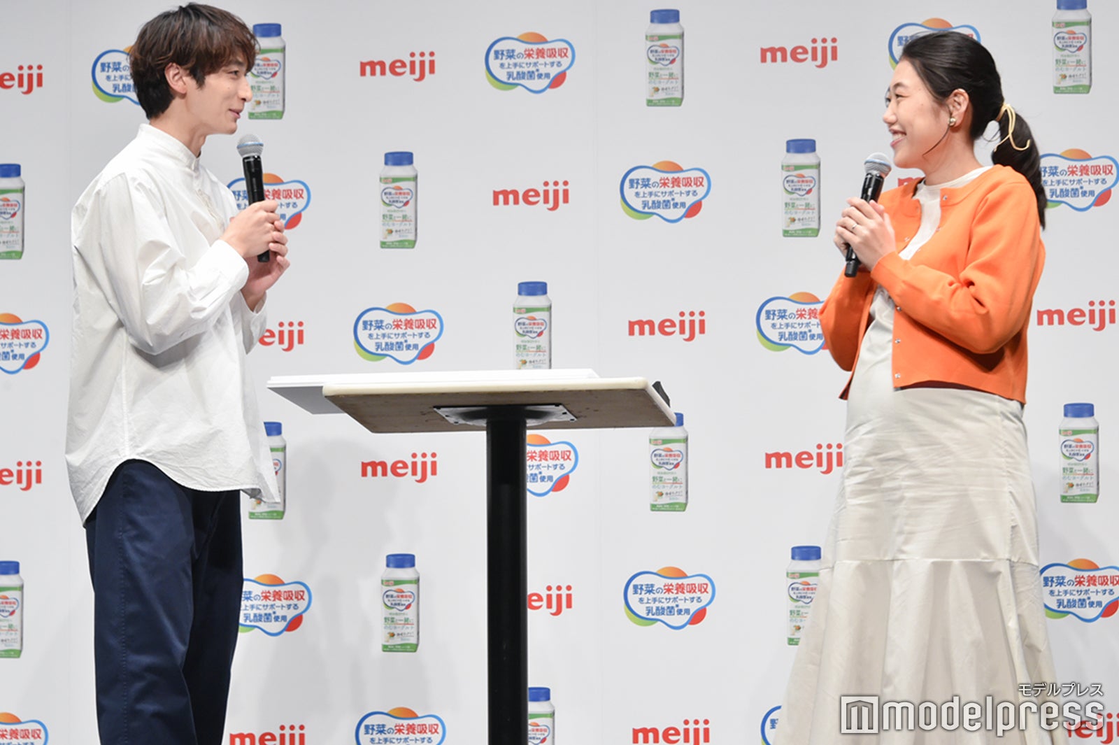 小関裕太、横澤夏子 （C）モデルプレス