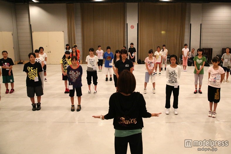AKB48ドラフト候補生の厳しい現実　初レッスンで涙