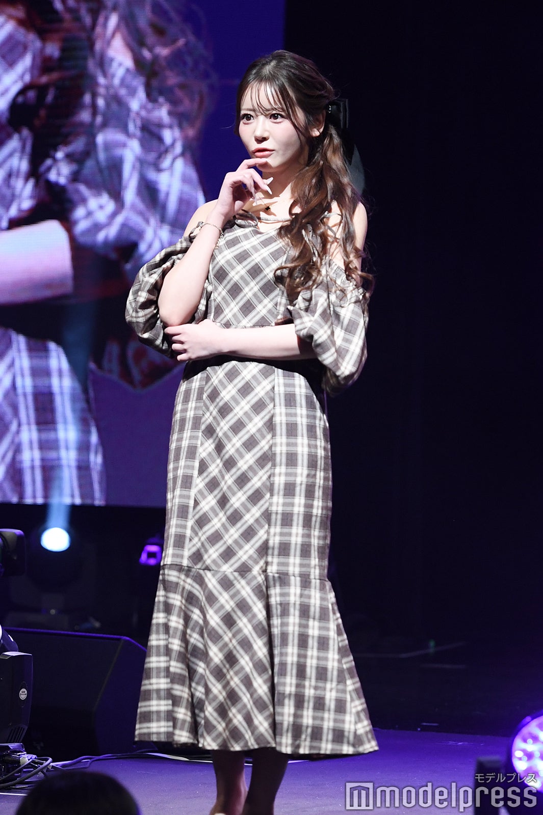 りお（C）モデルプレス