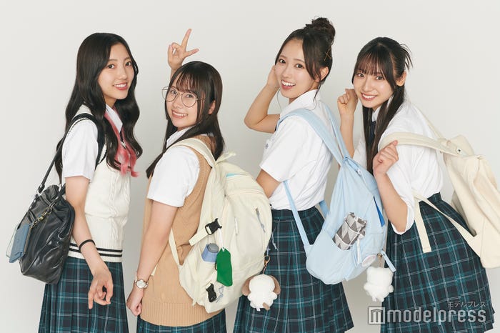 小西夏菜実、石塚瑶季、清水理央、宮地すみれ(C)モデルプレス