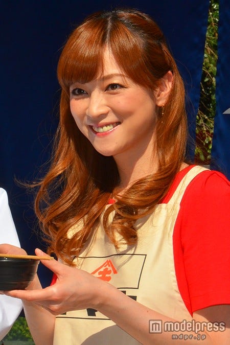 吉澤ひとみ (C)モデルプレス