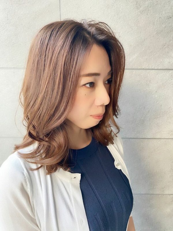 ミディアムヘアに似合う韓国風アレンジ特集 簡単にオルチャンっぽさを演出できる モデルプレス ミディアムヘアに似合う韓国風アレンジ特集 簡単にオルチャンっぽさを演出できる モデルプレス