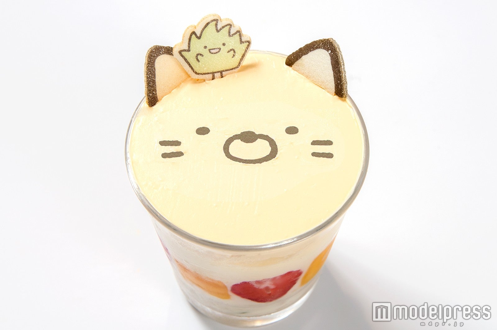 ＜大阪初登場＞ねこのマンゴーシェイク￥842（税込）（C）2016 San-X Co．，Ltd．All Rights Reserved．