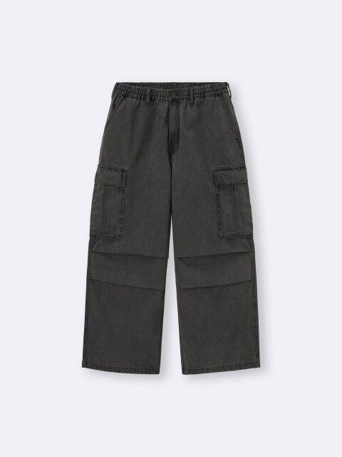 GU デニムスーパーワイドカーゴパンツ GUのデニムスーパーワイドカーゴパンツ