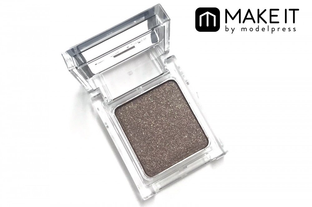 ケイト／ザ アイカラー／021 ブラウン／650円（税抜・編集部調べ） (C)メイクイット