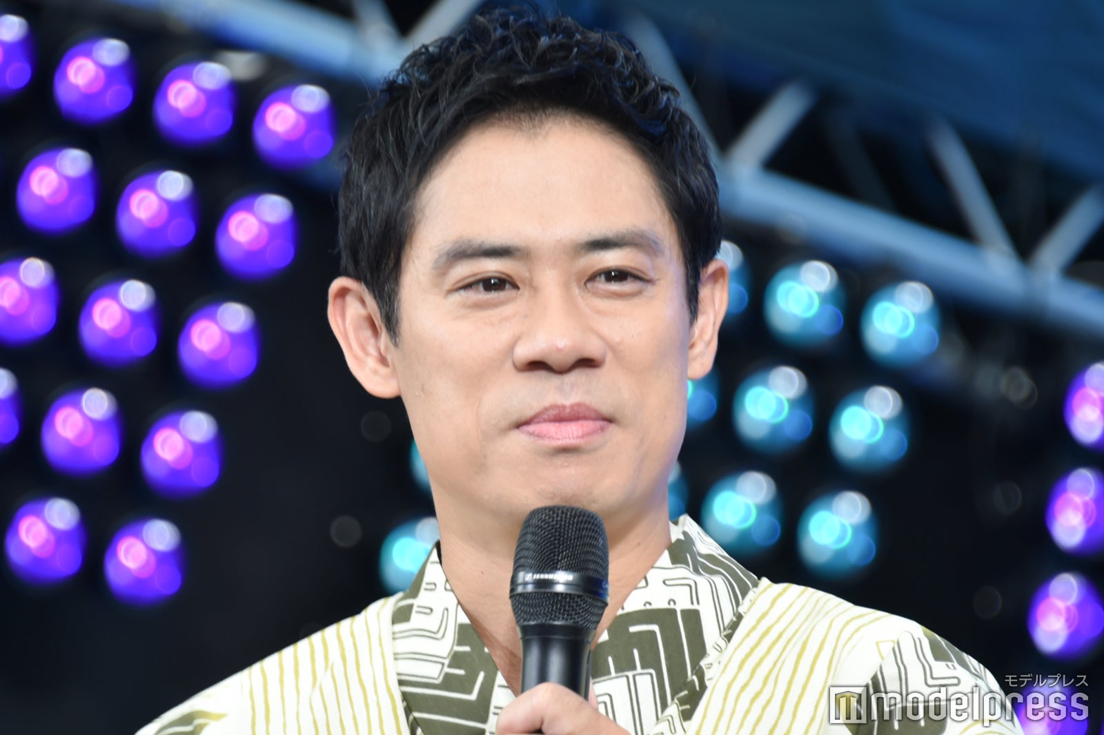 伊藤淳史（C）モデルプレス