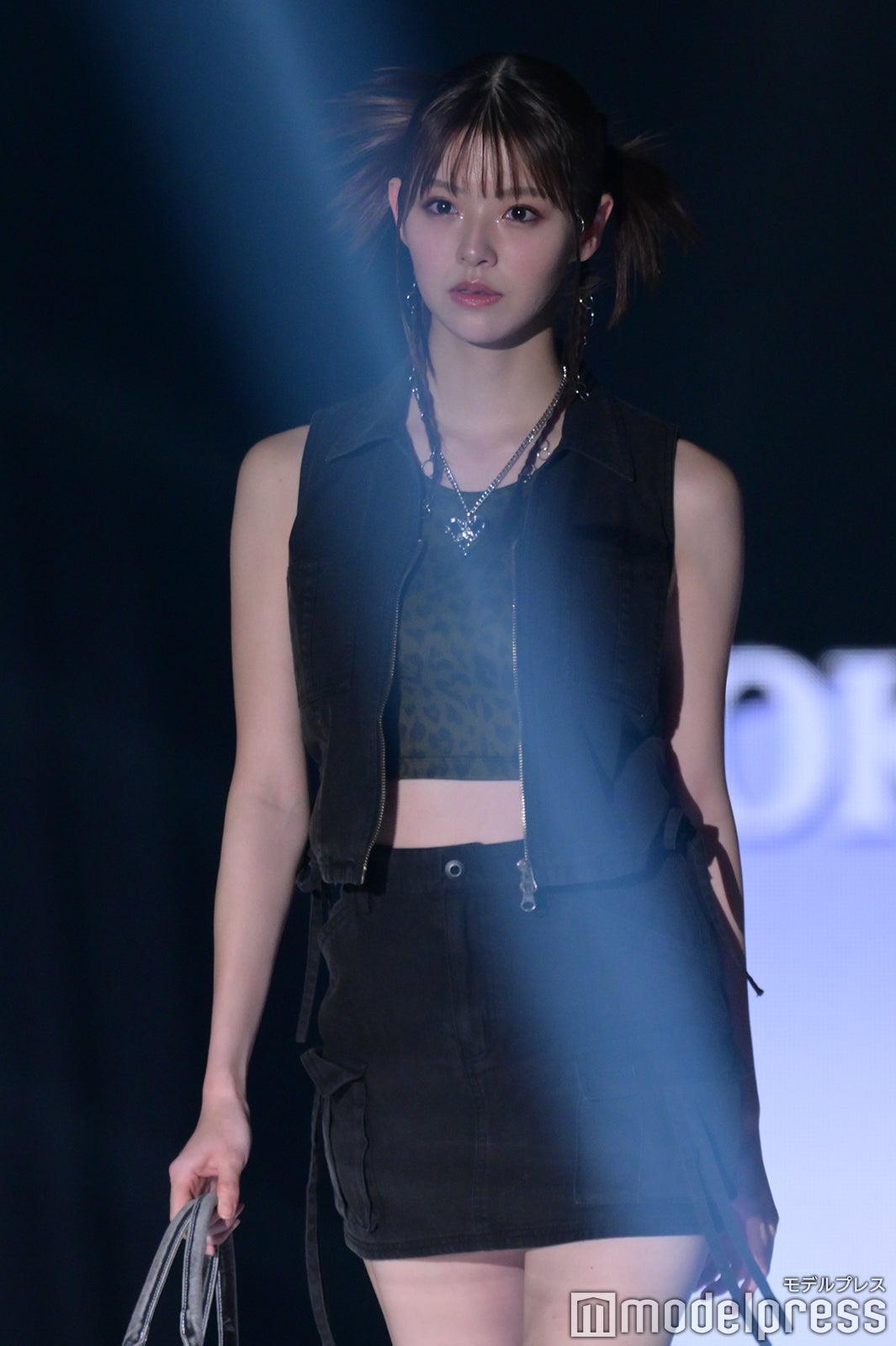 （C）モデルプレス