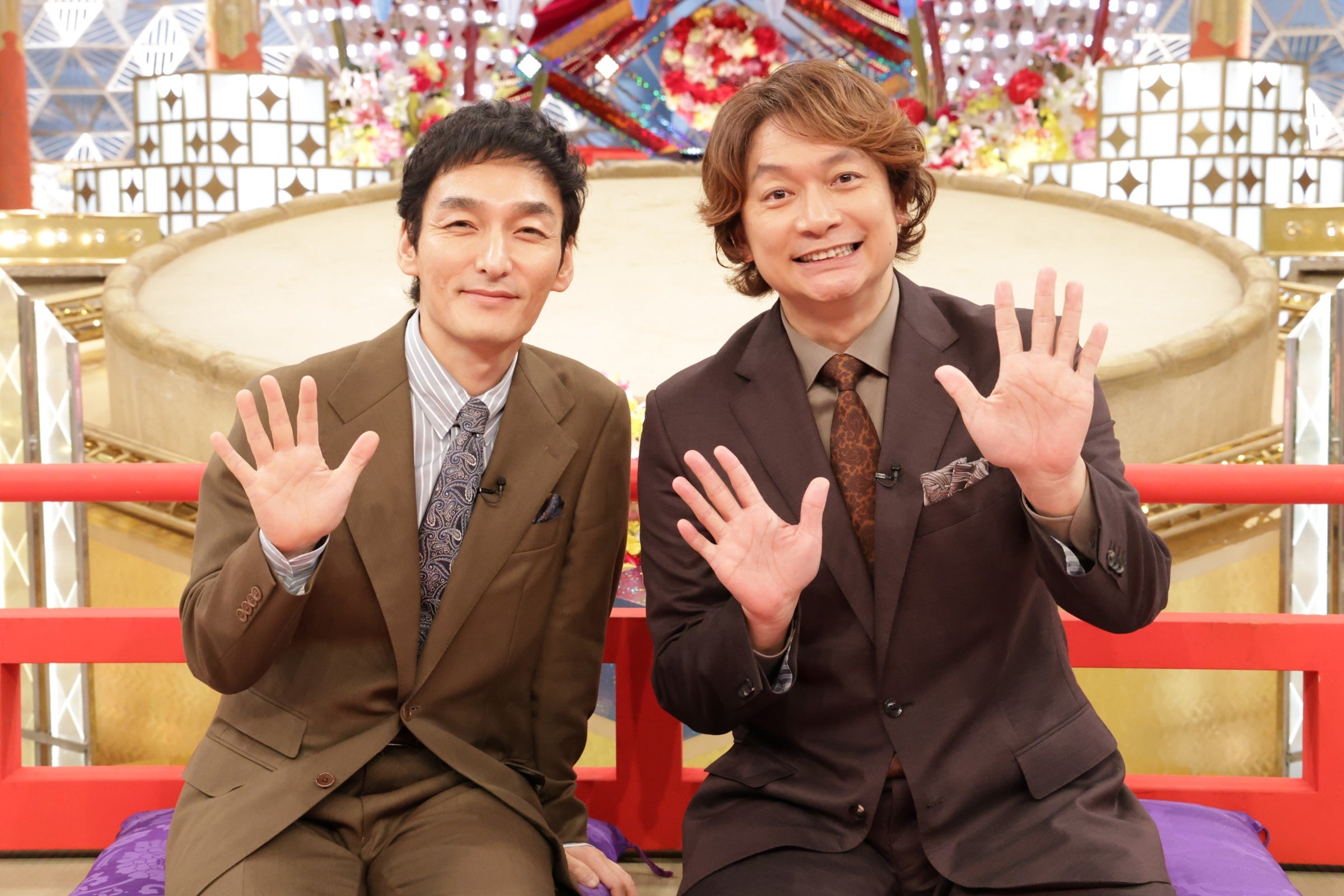 草なぎ剛＆香取慎吾、フジバラエティ8年ぶり共演でダブルMCに「大相撲フードバトル」放送決定