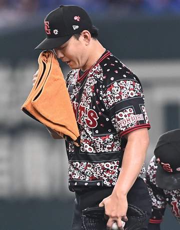 巨人・小笠原 奮闘実らず 7回2失点＆プロ初三塁打も拙攻に泣く 橋上代行「申し訳ない」後半戦カード負け越し発進