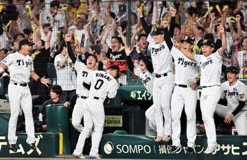 阪神投手陣 必死の今季最多8人継投 ナインの執念に藤川監督も目潤ませる「みんな報われましたね」