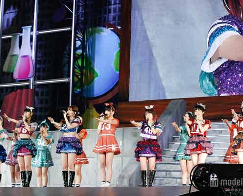 AKB48、入山杏奈ステージ初復帰で総メンバー勢揃い <東京ドーム公演1日目セットリスト>